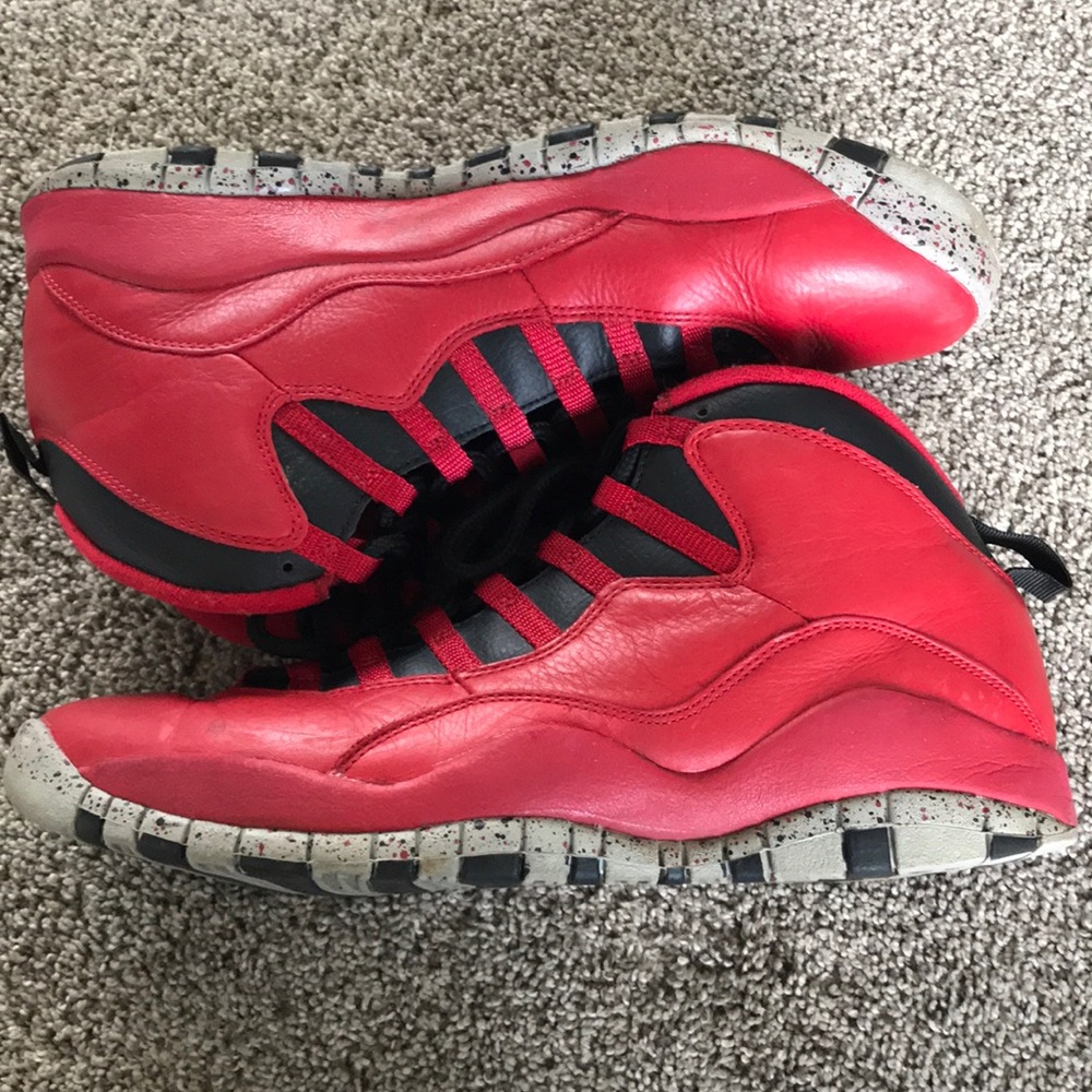 Jordan Retro 10